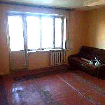 Терміново продам 1 к. із квартиру  станція метро Левада