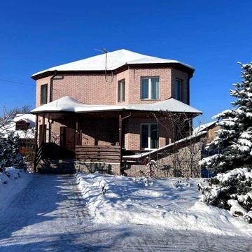 Дуже якісний будинок у м. Буча! Заходь та живи!!!