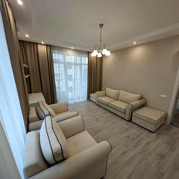 Квартира в сучасному будинку у Гатному біля метро