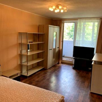 Сдам свою 1-ю квартиру возле метро Холодная гора!