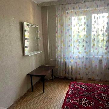 Здаєть в оренду трикімнатна квартира в Центрально Міському районі