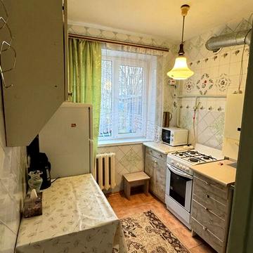 Продаж 2к Квартира Юності проспект