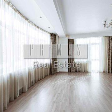 Продаж 3к квартири, вул. Олександра Кониського, 44, Центр