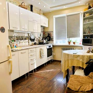 3 комнатная на Добровольского/Бочарова! Средний этаж, газ!