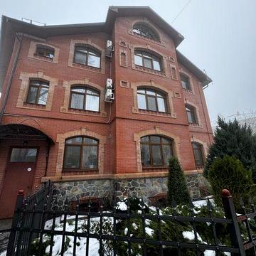 Центр новобудова студія + 2 спальні