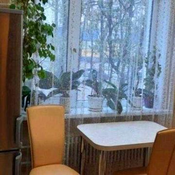 7 минут метро Салтовская 5/9 продам 1к.кв