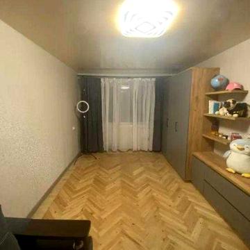 Продам однокімнатну квартиру на Салтівці по вул. Нескорених