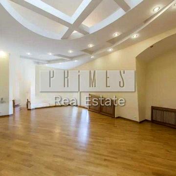 Продаж 5к квартири, вул. Євгена Чикаленка 45/2, центр