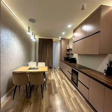 Продаж 2-х кімнатної квартири в ЖК Будапешт