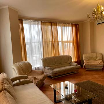 Мала Арнаутська вул., 89