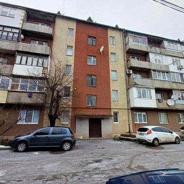 Однокімнатна квартира в цегляному будинку