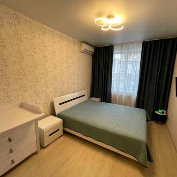 Продам повноцінну 2к квартиру з ремонтом, залишаються меблі і техніка