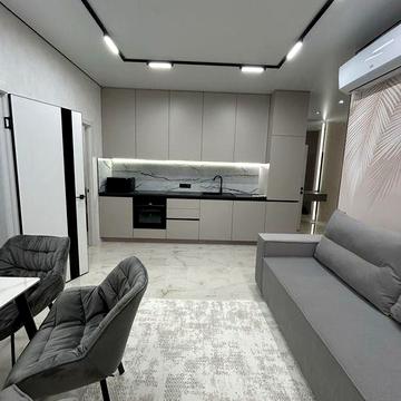 Кадор Краснова  вид на море та иподром3 спальні та кухня-студія