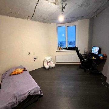 2-к з частковим ремонтом в м.Буча. ТОРГ