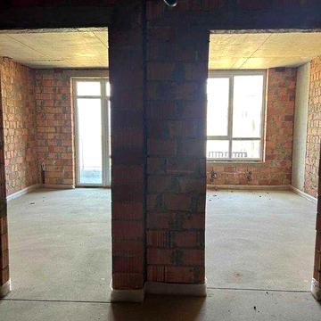 Просторная 2к возле моря в Кирпичном доме