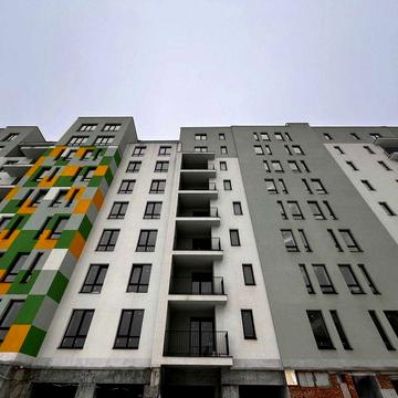 Продам двокімнатну квартиру поруч Велесу