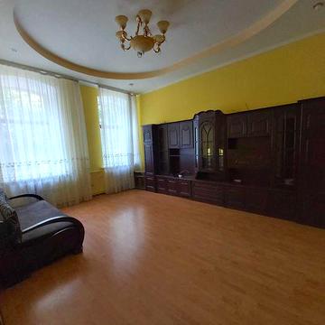 Здам 2-кімнатну квартиру по вул.Дубенська БОС  - 10 000 + кп