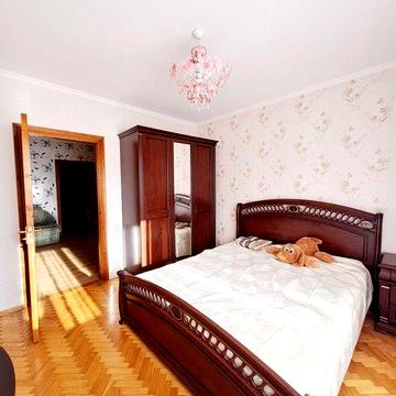 пр-т П. Григоренка 13, 3к квартира, Невисокий поверх, Є опалення!