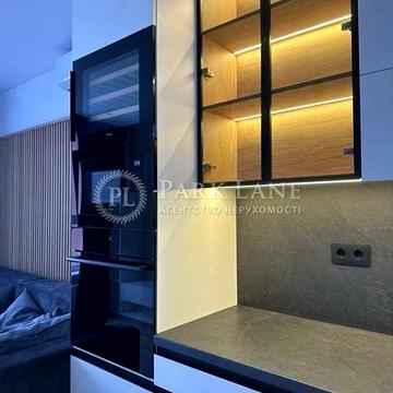 Продам Набережно-Рибальська дорога DOCK32