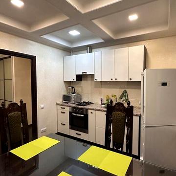 Довгострокова оренда 3к Квартира Яворницького Дмитра (Карла Маркса) проспект