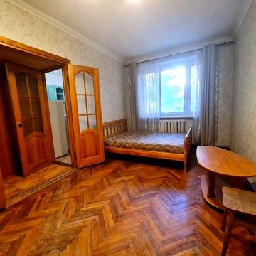 Оренда 1 кім біля метро є газ є опалення вул Білоруська 17