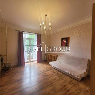 Продаж двокімнатної квартири, Подільський район, метро Тараса Шевченка