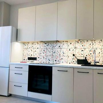 Академіка Булаховського вул., 5-В