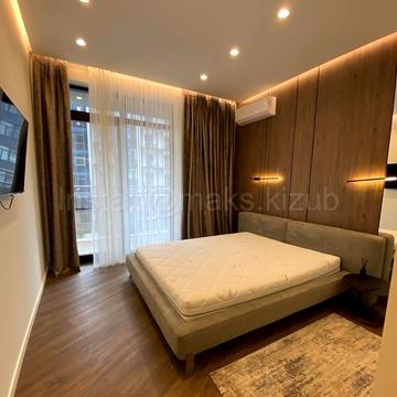 Словянська набережна вул., 25-А