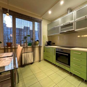 Оренда 1-кім. Райдужна, 63, ТРЦ Квадрат. Можна з тваринами.