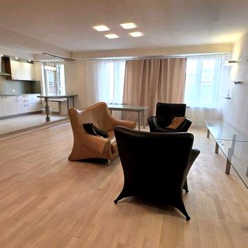 Продаж 3-к. квартири 141 м², вул. Назарівська, Відеоогляд, без %