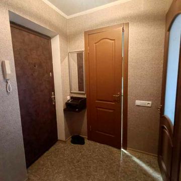 Поділ 1к з меблями та технікою