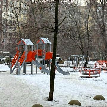 Продам  3 к квартиру чешку -  ЖМ Перемога 6