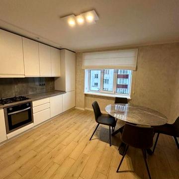 Оренда 3 кімнатноі квартири Виставка