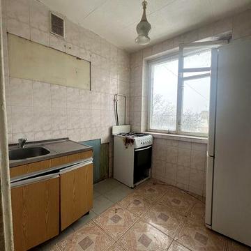 2к Харківська без ремонту залишається холодильник