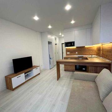 Оренда квартири-студії 21 м2 в ЖК Комфорт Таун, просп. Соборності, 17