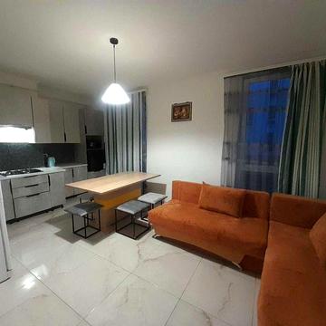 Оренда двокімнатної квартири 70 кв.м і паркомісце