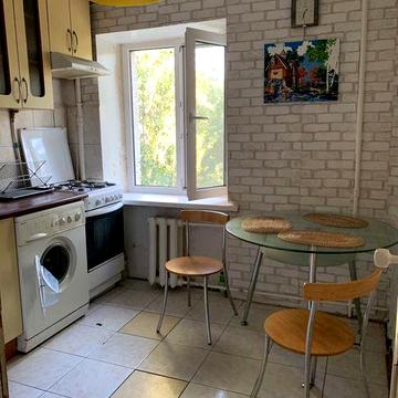 Здам квартиру 1 кім. Академмістечко  Доброхотова  4