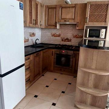 Здається в оренду 1 кімнатна квартира + кухня студія Вільна