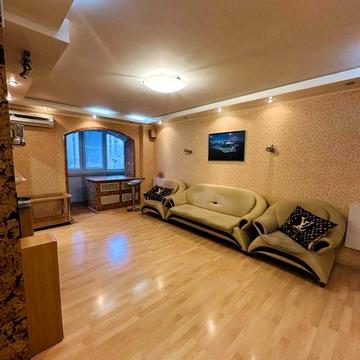 Сдам 2ком квартиру , Центр , Шмидта , Пушкина ,