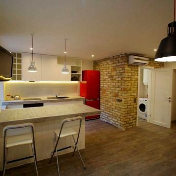 Простора та затишна 2к квартира на вул. Січових Стрільців