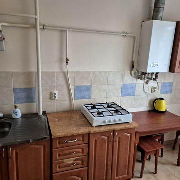 Здається однокімнатна квартира Росвигово.