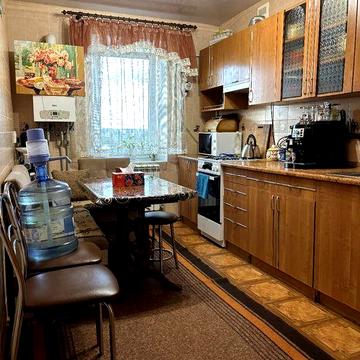 Продається 4-кімнатна квартира з автономним опаленням в м.Ізюм