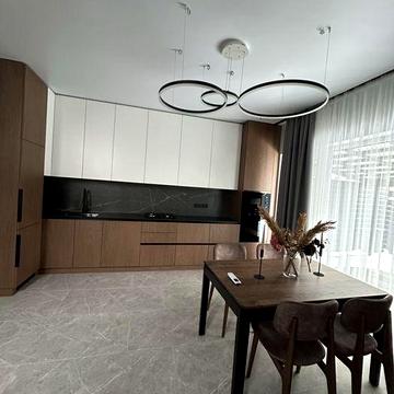 Крутий Дуплекс повністю з ремонтом і меблями