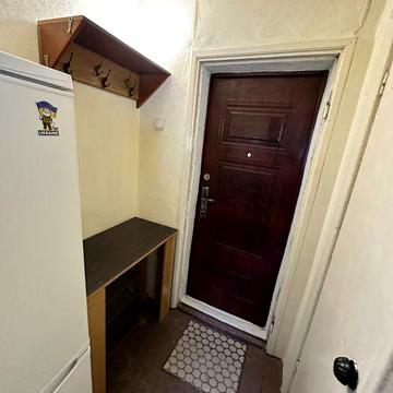 Вільна .Виставка оренда. 1к квартира з маленькими комунальними.