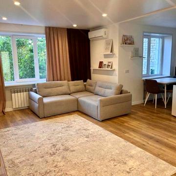 Продам 4-к.квартиру в центре, на Благовестного (Никольская)