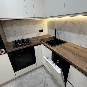 Єоселя! Стильна євро 2к кіартира 42 м2 з кухнею 19 м2, Ц-й парк ЖК П27