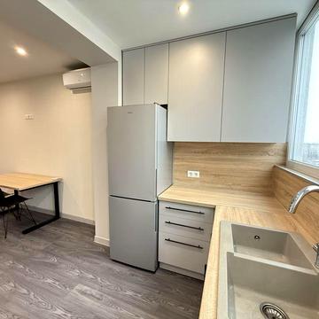 Продаж 1кімнатна Євродвушка! Машинобудівників, 27! ЖК Вишневі Сади! ЖК Вишневі сади