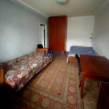 Продаж 1-кімнатної квартири, Київ,  вул. Івана Дзюби, буд.6, 3/5пов.