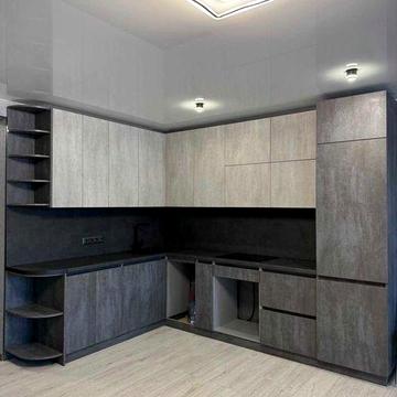 86000 ЖК Мира 4 ВНИМАНИЕ Продам 3 комнатную квартиру 2 эт S-82м AS ЖК Мира 4