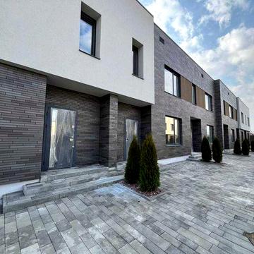 Без комісії, таунхаус 110м², 1.3 сотки, дворик, тераса, парковка